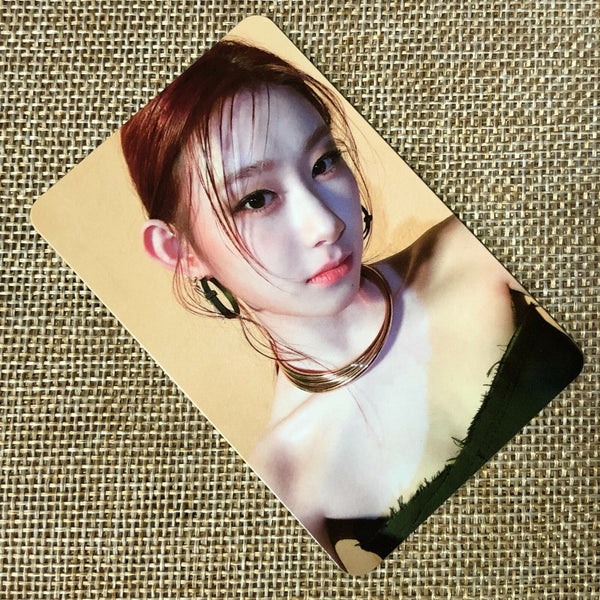 ITZY CHAERYEONG #3 [ GUESS WHO ] Official Special Photocard / New / Gift