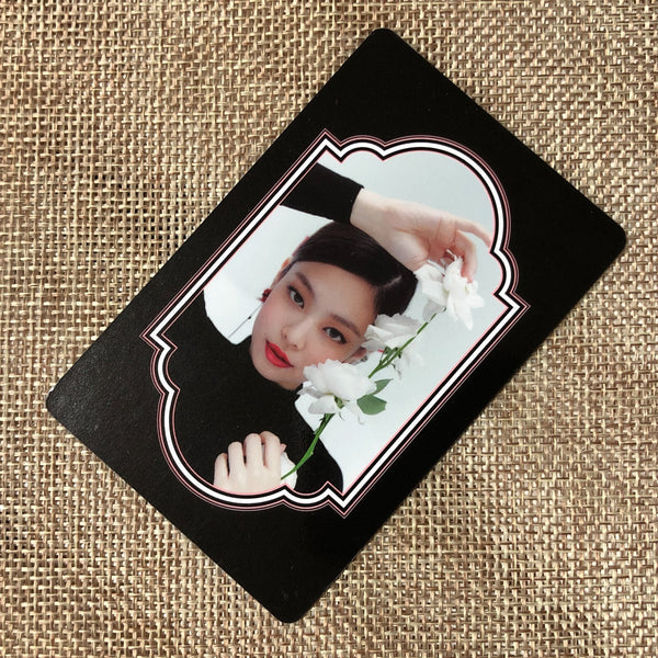 BLACKPINK JENNIE #3 [ 2021 Season's greetings ] Official Photocard / New / Gift