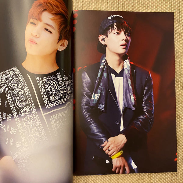 BTS V [ONE OF A KIND Exhibition Photobook] VELICITAS 180 pg, 21x29 cm / Gift