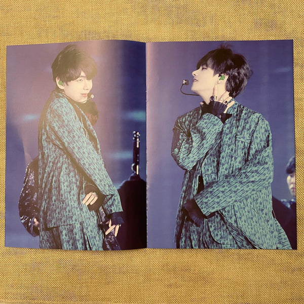 BTS V [ FOREVER LOVE Exhibition ] Mini Photobook, 16 pg / New, Rare / Gift
