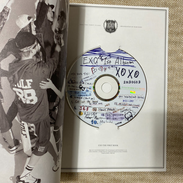 EXO GROUP [ XOXO ] Photobook + CD, 1st Album KISS Ver. Korean / New, Rare / Gift