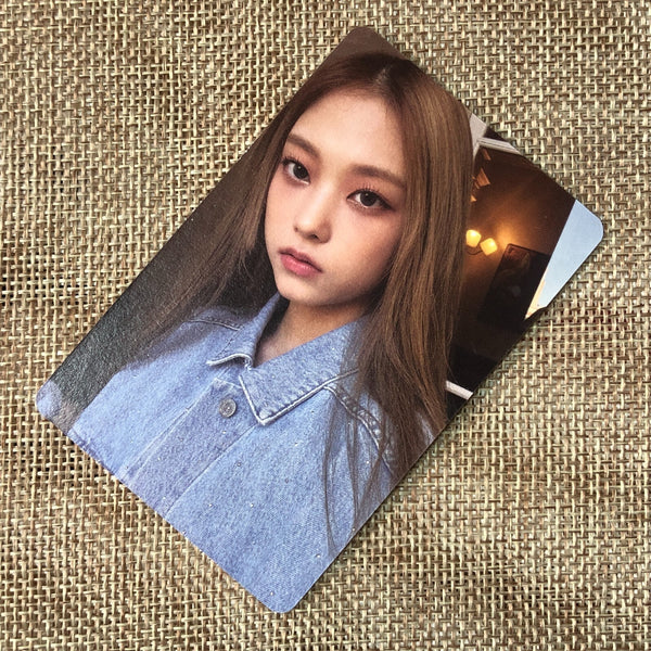 NEWJEANS HAERIN #5 [ 1st EP NEWJEANS ] Official Photocard, Bluebook / New / Gift