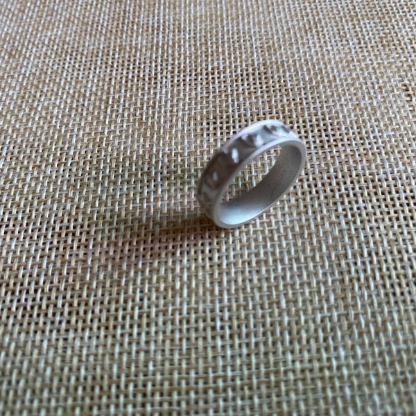EXO [ Official Limited Ring, Concert LAY ] HK 12, US 5.5 / New / Gift