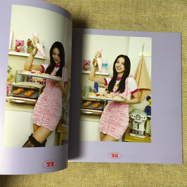 ITZY YUNA [CRAZY IN LOVE] Official Photobook + Poster +Sticker Set / New / Gift