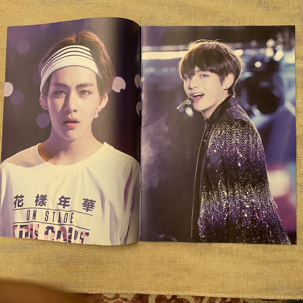 BTS V [ Romantic Blossom Exhibition Photobook ] 48 pg / New, Rare / Gift