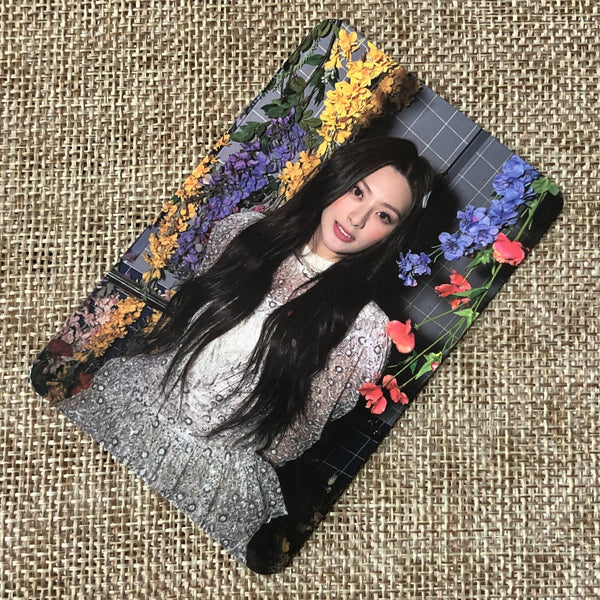 STAYC SEEUN [ YOUNG-LUV.COM ] Official AR Photocard, 2nd Mini / New / Gift