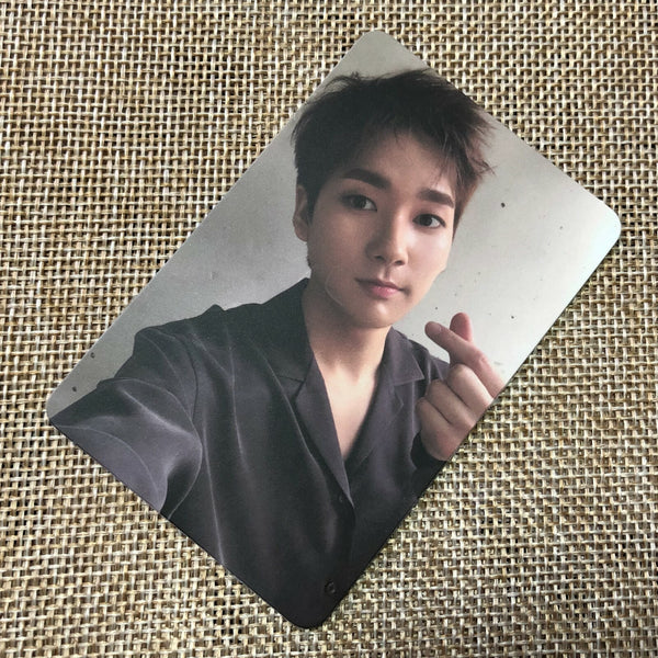 Nu'est W ARON [ WAKE, N ] Official Photocard / New, Rare / Gift