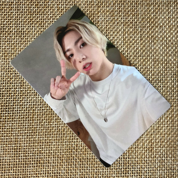 BTS JUNGKOOK [ Be Essential Ed. Lucky Draw M2U ] Official Photocard / New / Gift