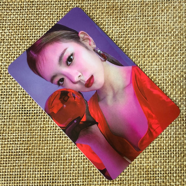 ITZY LIA #2 [ GUESS WHO ] Official Special Photocard / New / Gift