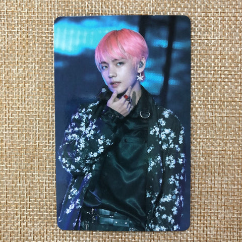 BTS V TAEHYUNG [Love Yourself World Tour Seoul DVD] Official Photocard / Gift