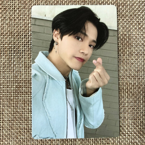 ATEEZ WOOYOUNG [THE WORLD EP.1 : MOVEMENT] Official Photocard, Diary Limited /+G