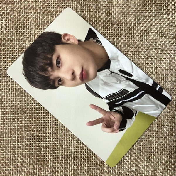 ATEEZ JONGHO [THE WORLD EP.1 : MOVEMENT] Official Photocard, Diary Ver. / Gift