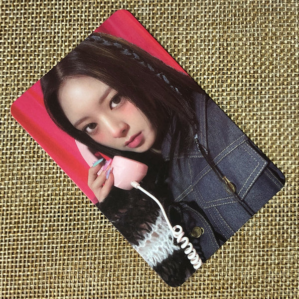 ITZY YUNA #2 [ CRAZY IN LOVE ] Official Photocard, 1st Album / New / Gift