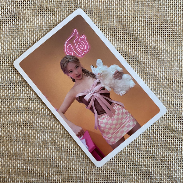 TWICE NAYEON [ Between 1&2 POB Preorder benfit Official Photocard ] / NEW /+GFT