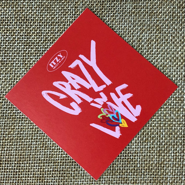 ITZY YUNA #2 [ CRAZY IN LOVE ] Official Preorder Special Photocard / New / Gift