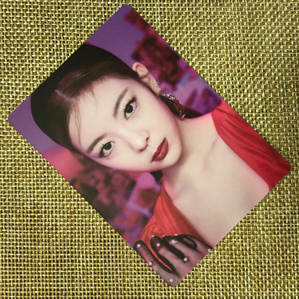 ITZY LIA [ GUESS WHO ] Official Special Photocard / New / Gift