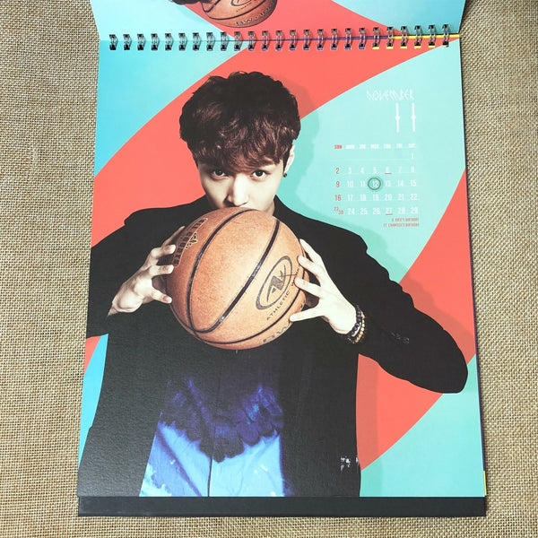 EXO GROUP [ 2014 Season's Greetings ] Calendar Only / New, Rare / Gift