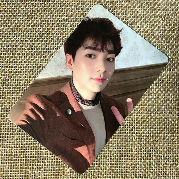 Nu'est ARON [ Happily Ever After ] Official Photocard, 6th Mini / New / Gift