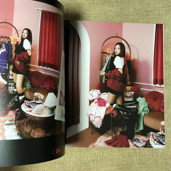 ITZY YEJI [CRAZY IN LOVE] Official Photobook + Poster +Sticker Set / New / Gift