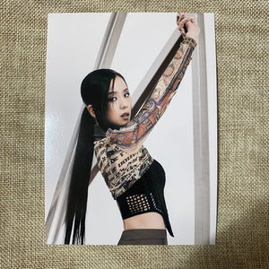 BLACKPINK JISOO #3 [Born Pink] Official Large Photocard Postcard, Box Ver. /+G