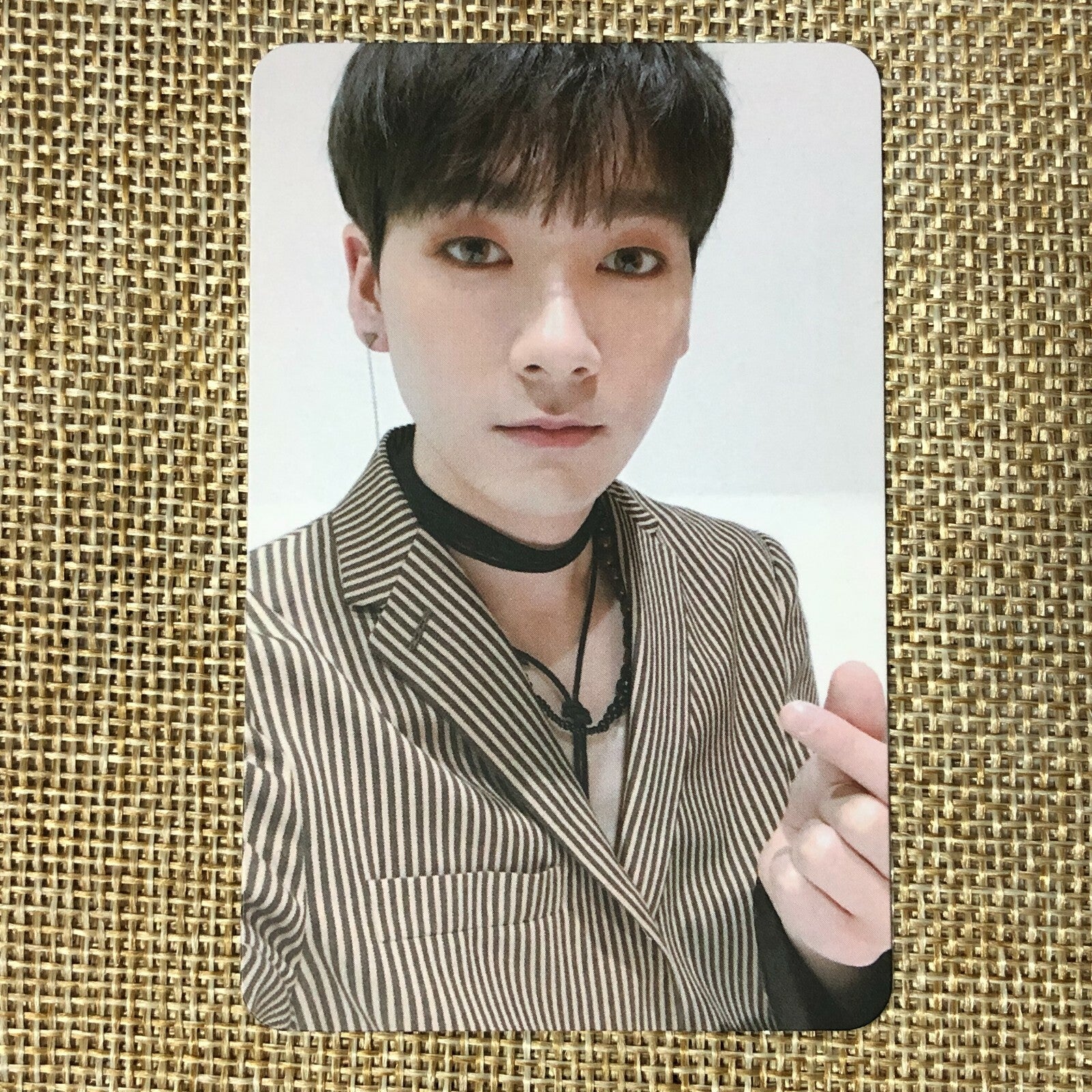 Nu'est ARON [ WHO, YOU ] Official Photocard, 2nd Mini Who Ver / New / Gift