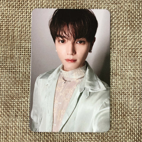 NCT 2021 TAEYONG [UNIVERSE Photobook Ver.] Official Photocard, 3rd Album / Gift