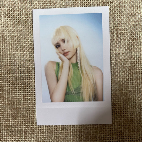 BLACKPINK LISA [Born Pink] Official Instant Film Photocard, Grey Ver. / Gift