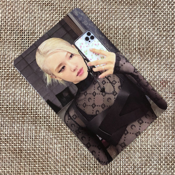 BLACKPINK ROSE [ Born Pink Pink Ver. ] Official Photocard / New / Gift