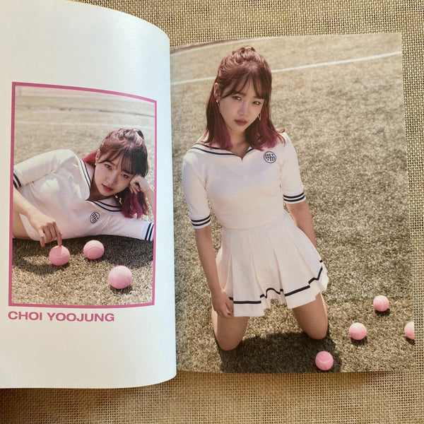 WEKI MEKI HAND SIGNED #2 [Lock End LOL] Promo 2nd Mini Album Autographed / Gift
