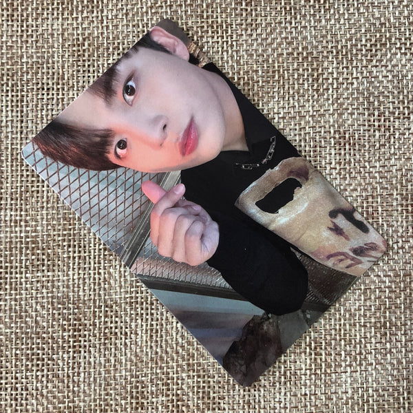 ATEEZ JONGHO [THE WORLD EP.1 : MOVEMENT Beatroad POB] Official Photocard, A /+G