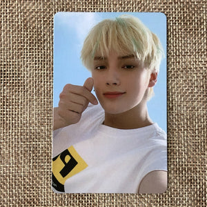 TXT HUENINGKAI [ FIGHT OR ESCAPE WEVERSE ] Official Photocard / New / Gift