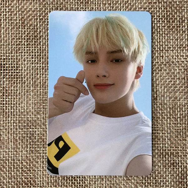 TXT HUENINGKAI [ FIGHT OR ESCAPE WEVERSE ] Official Photocard / New / Gift