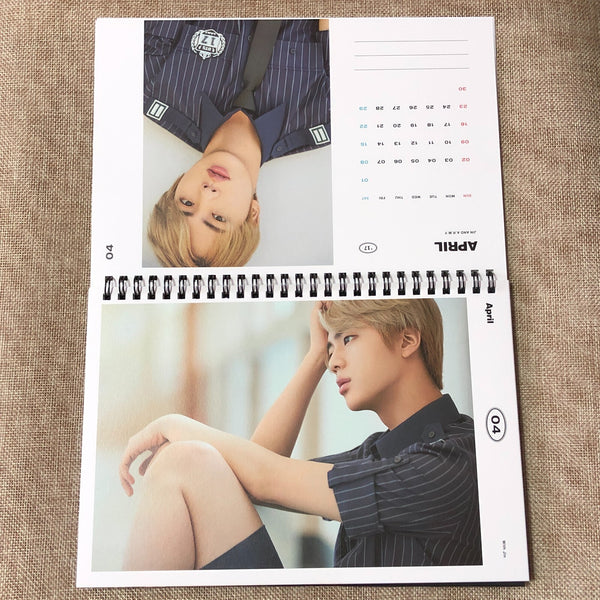 BTS [ 2017 Season's Greetings ] Official Calendar / New / Gift