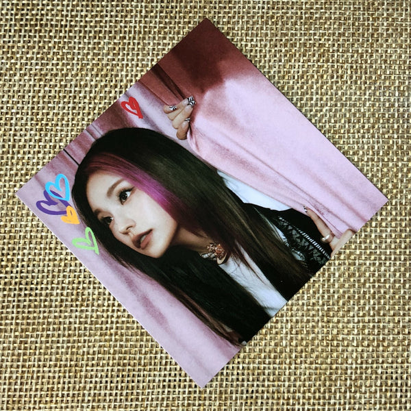 ITZY YEJI #1 [ CRAZY IN LOVE ] Official Preorder Special Photocard / New / Gift