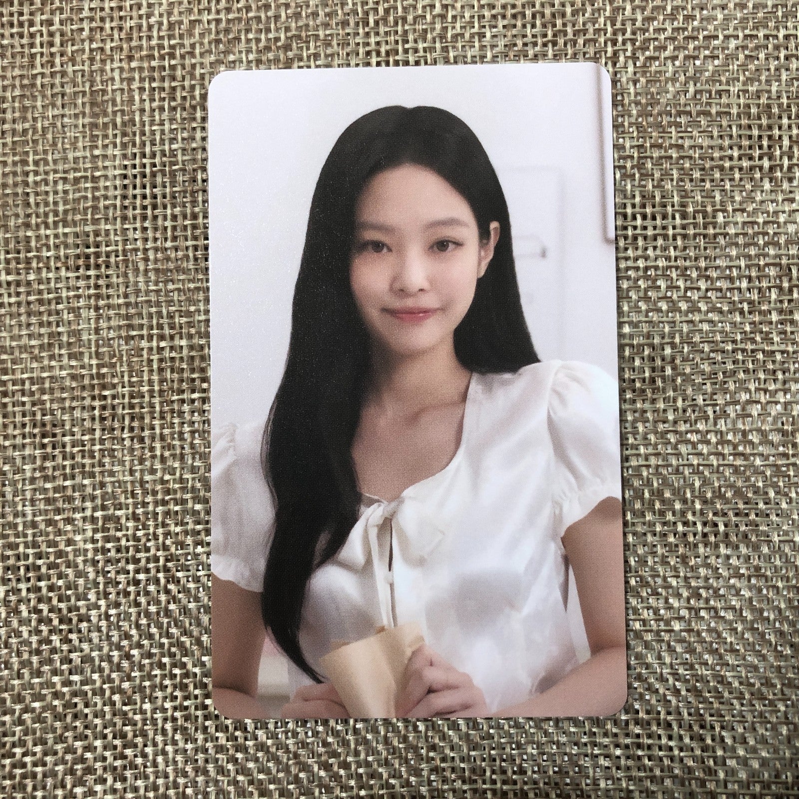 BLACKPINK JENNIE #1 [ THE GAME Photocard Collection ] Valentine's Ed / New/GFT