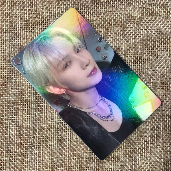 ATEEZ YEOSANG [THE WORLD EP.1 : MOVEMENT Beatroad POB] Official Photocard, B /+G