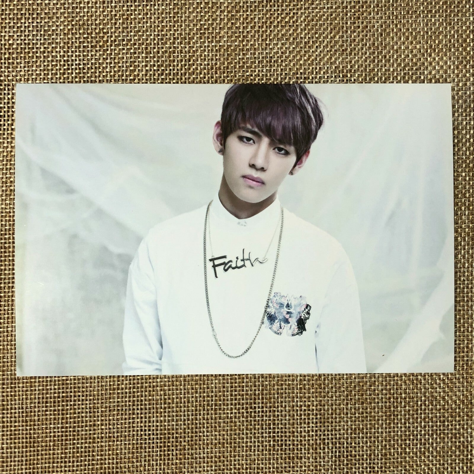 BTS V [ Armypedia O!RUL8,2? ] Official Postcard Photocard / New, Rare / Gift