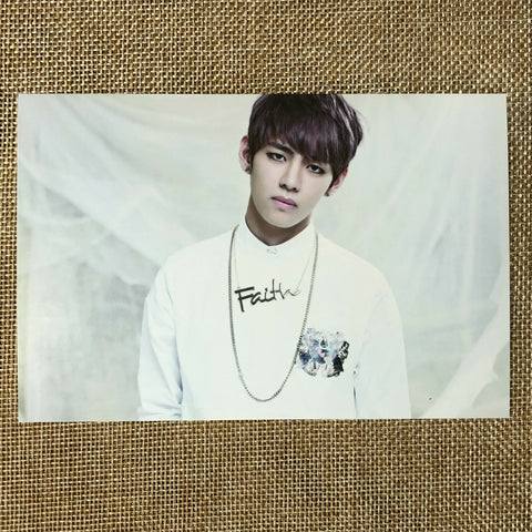BTS V [ Armypedia O!RUL8,2? ] Official Postcard Photocard / New, Rare / Gift