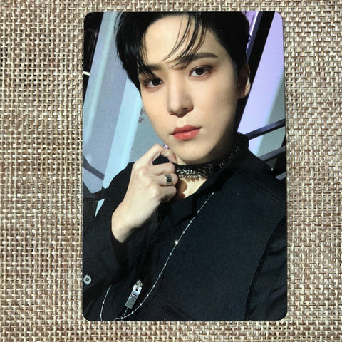 ATEEZ YUNHO [THE WORLD EP.1 : MOVEMENT] Official Photocard, A Limited / Gift