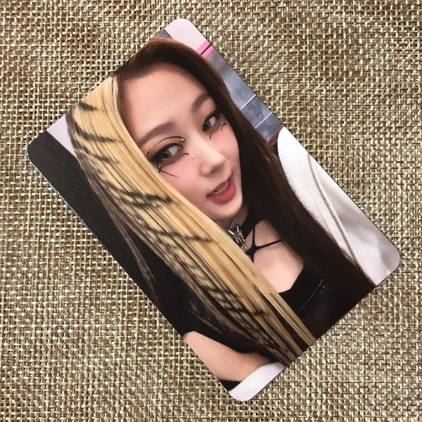 AESPA GISELLE [ Girls ] Official Photocard, Digipack Ver / New / Gift