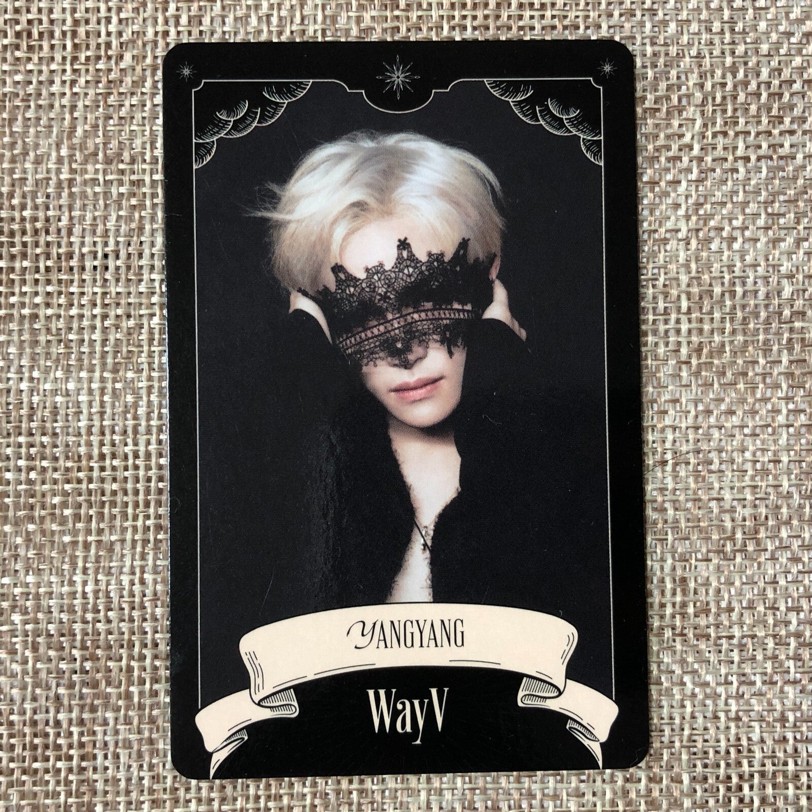 NCT YANGYANG [WayV 2023 Season's Greetings] Official Photocard, SMTOWN / Gift