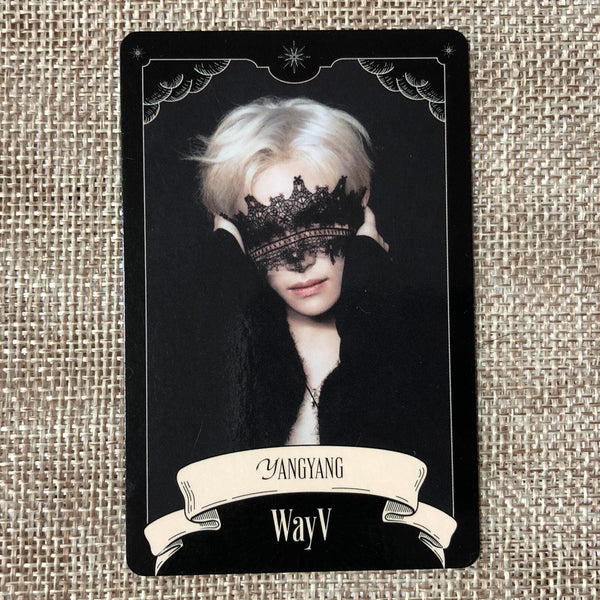 NCT YANGYANG [WayV 2023 Season's Greetings] Official Photocard, SMTOWN / Gift
