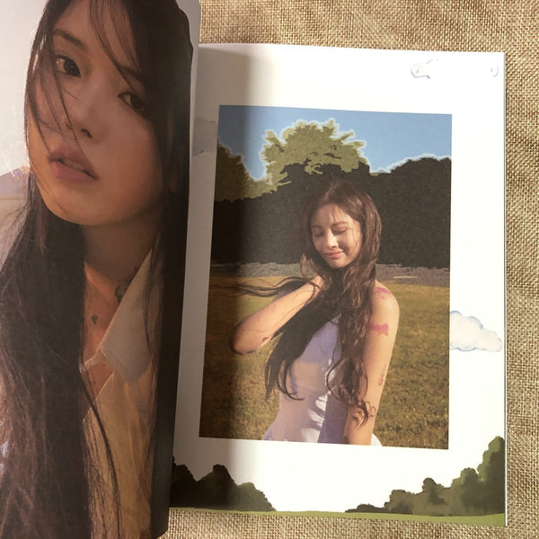 NMIXX [EXPERGO] Official Photobook + CD + Lyrics, 1st EP B Ver / No PC / Gift