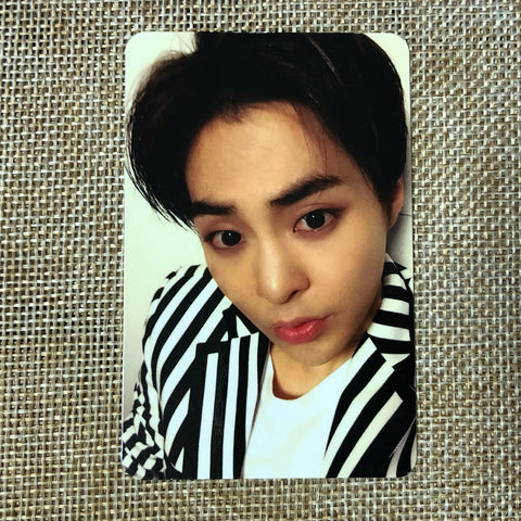 EXO XIUMIN [Love Me Right] Official Photocard, 2nd Repackage Album / New / Gift