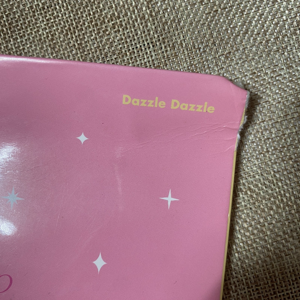 WEKI MEKI All Member SIGNED Promo Album Autographed [ Dazzle Dazzle ]  Used/+GFT