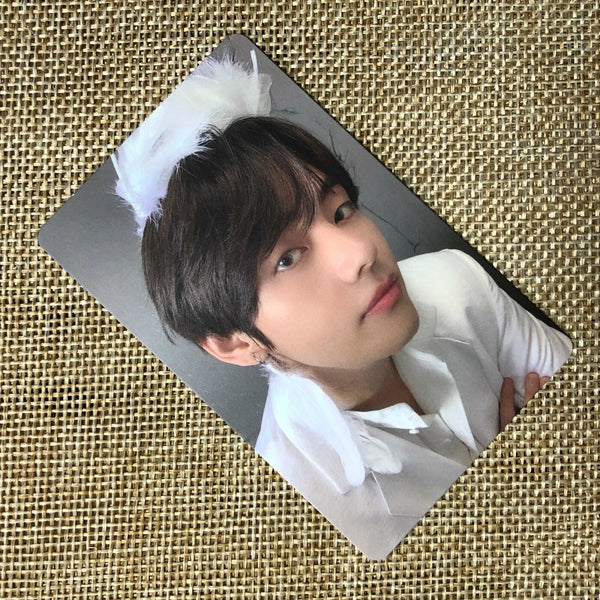 BTS V [ Map Of The Soul 7 ] Official Photocard, Ver 1 Album / New / Gift