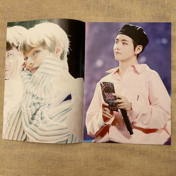 BTS V #2 [ FOREVER LOVE Exhibition ] Mini Photobook, 16 pg / New, Rare / Gift