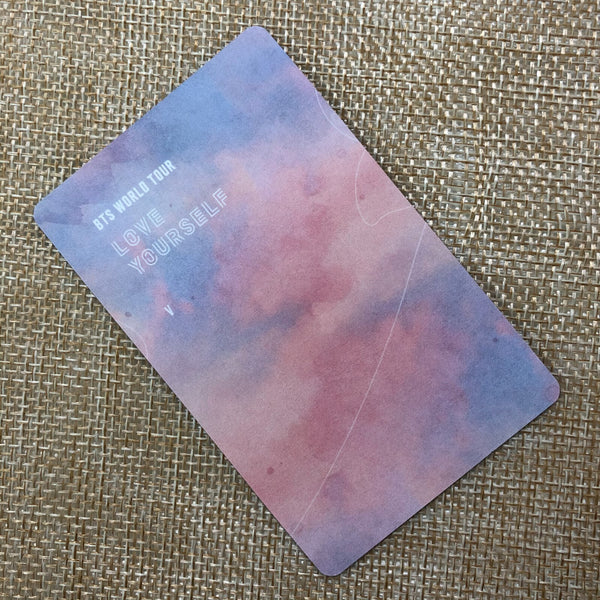 BTS V TAEHYUNG [Love Yourself World Tour Seoul DVD] Official Photocard / Gift