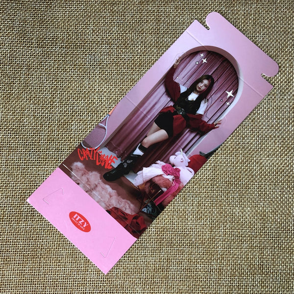 ITZY YEJI [CRAZY IN LOVE] Official Standing Card Photocard, 1st Album / Gift