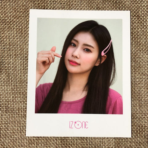 IZ*ONE HYEWON #1 [1st Concert EYES ON ME in Seoul] Official Photocard / Gift